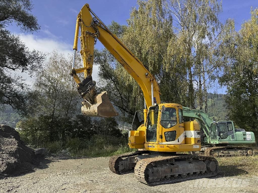 Komatsu PC 228 US-3 حفارات زحافة