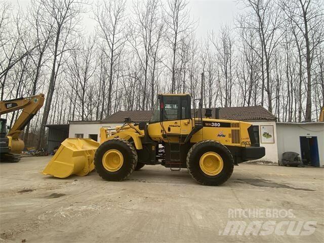 Komatsu WA380-6 لوادر ذات جرافات عكسية