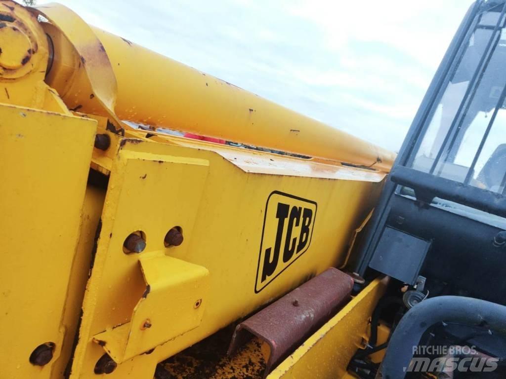 JCB 532-120 مناولات متداخلة