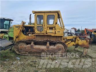 Komatsu D 85-18 بلدوزرات مجنزرة