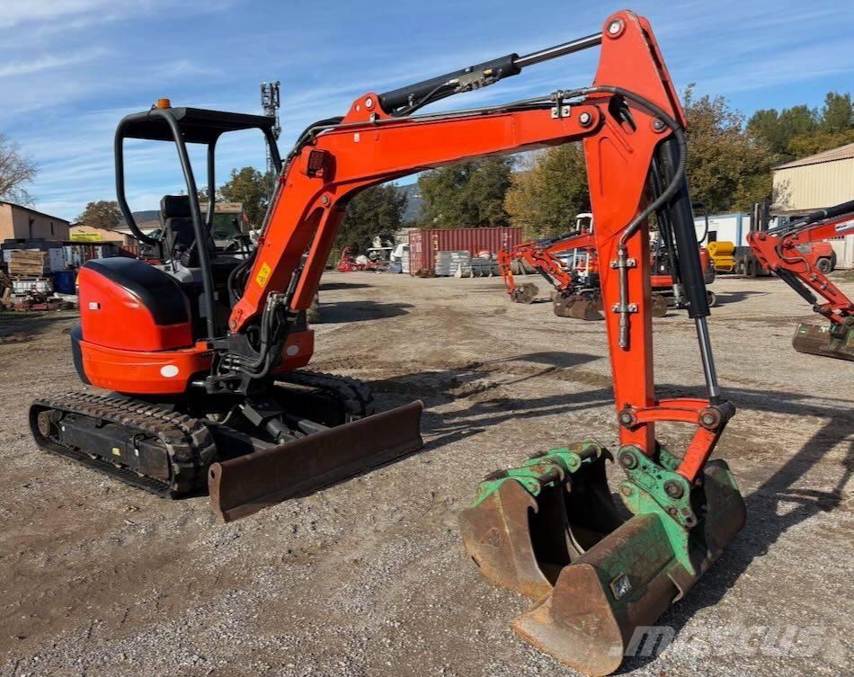 Kubota U 35-3 حفارات صغيرة أقل من 7 طن (حفارات صغيرة)