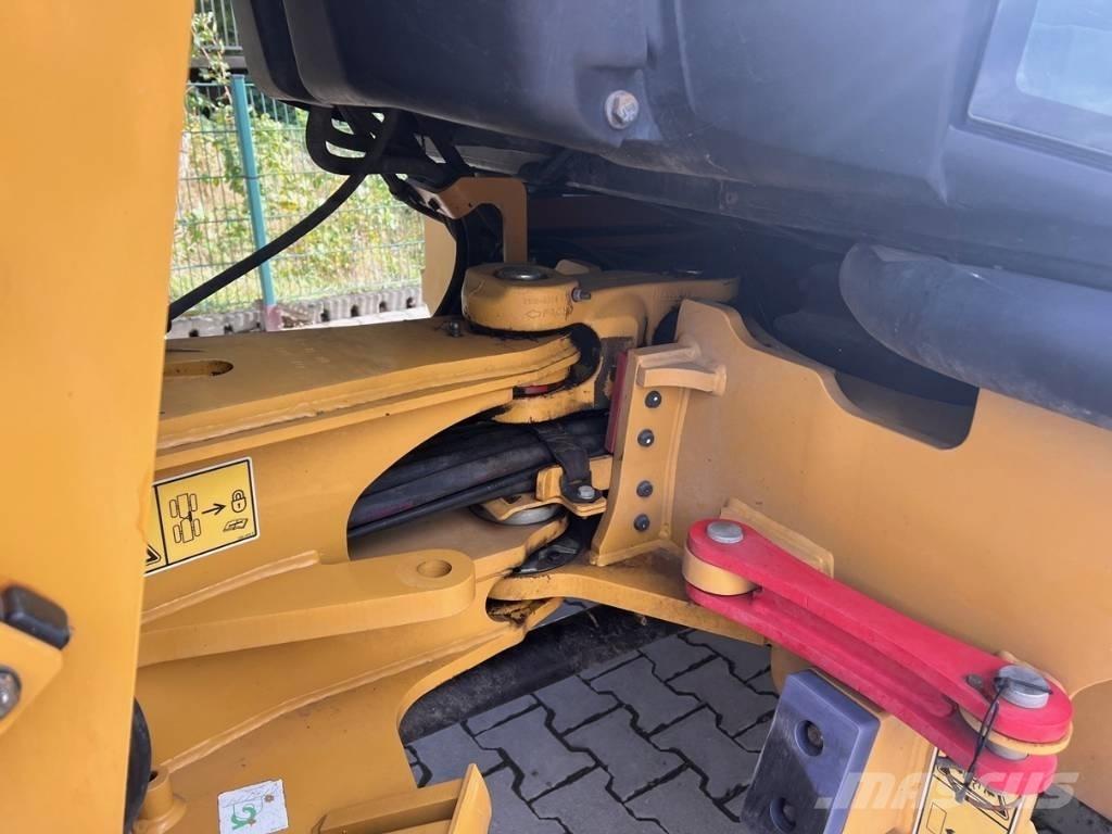 CAT 908M Radlader لوادر بعجل