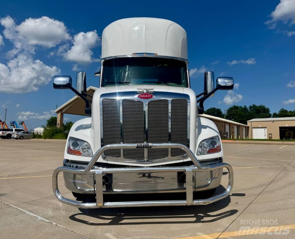Peterbilt 579 وحدات الجر