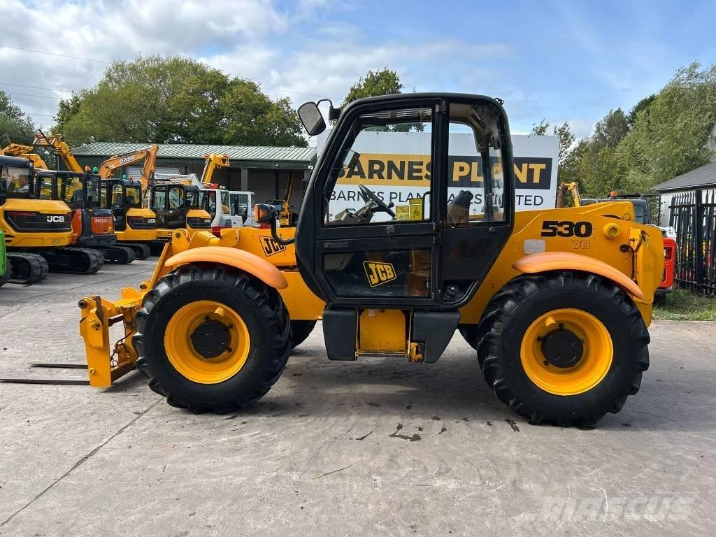 JCB 530-70 مناولات متداخلة