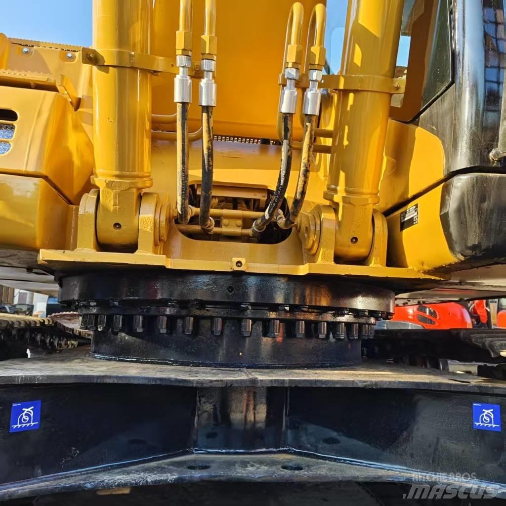 CAT 325 CL حفارات زحافة