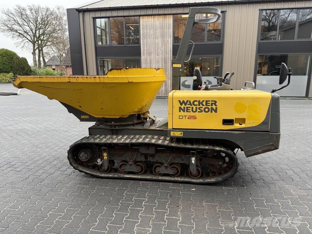 Wacker Neuson DT 25 عربات نقل قلابة مجنزرة