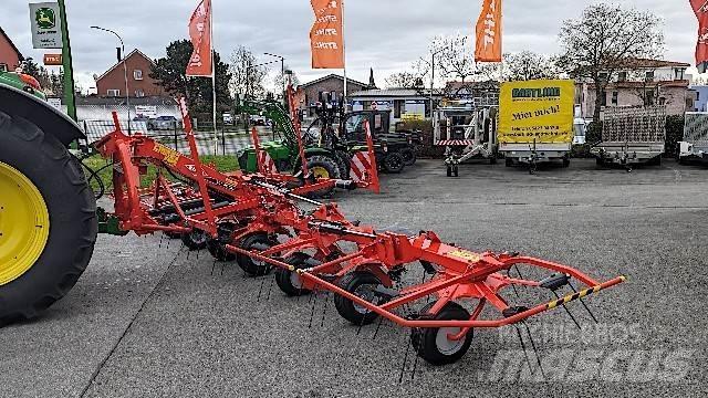 Kuhn GF 8703 مكابس وميبسات التبن