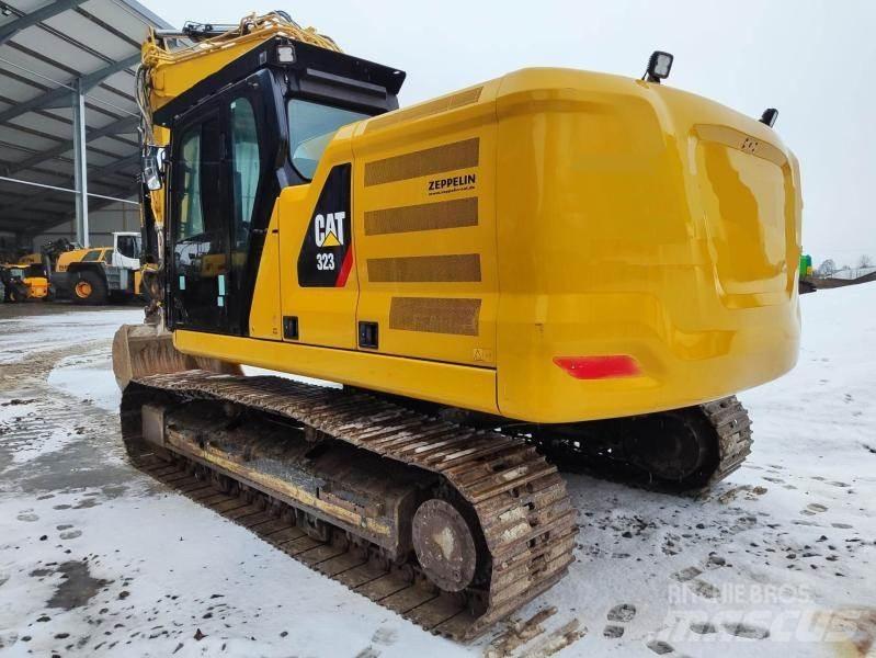 CAT 323 (07B) حفارات زحافة