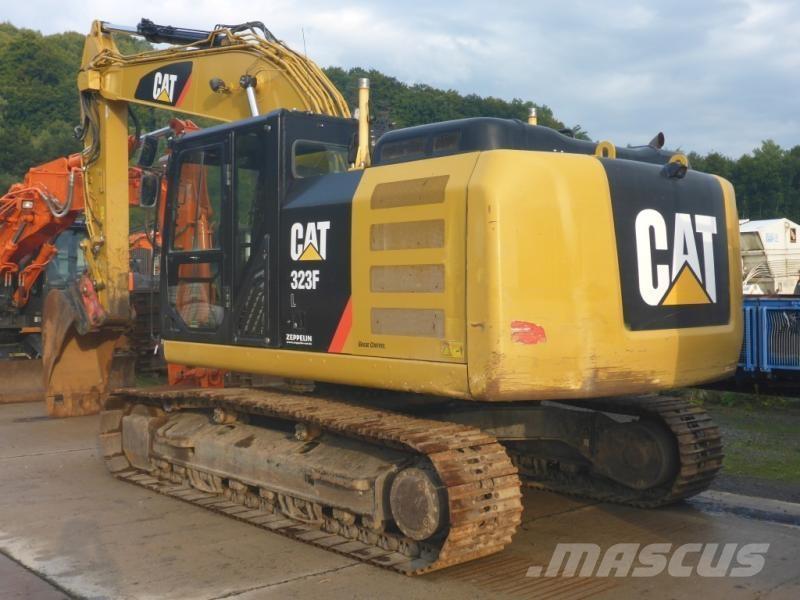 CAT 323F L حفارات زحافة