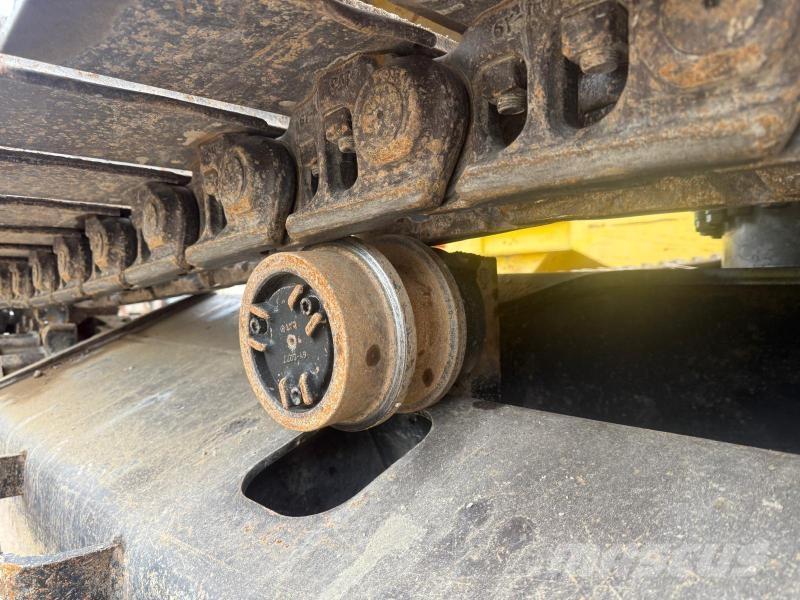 CAT 330FLN حفارات زحافة