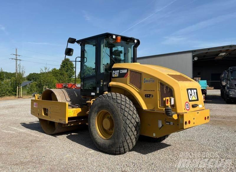 CAT CS66B ضاغطات التربة