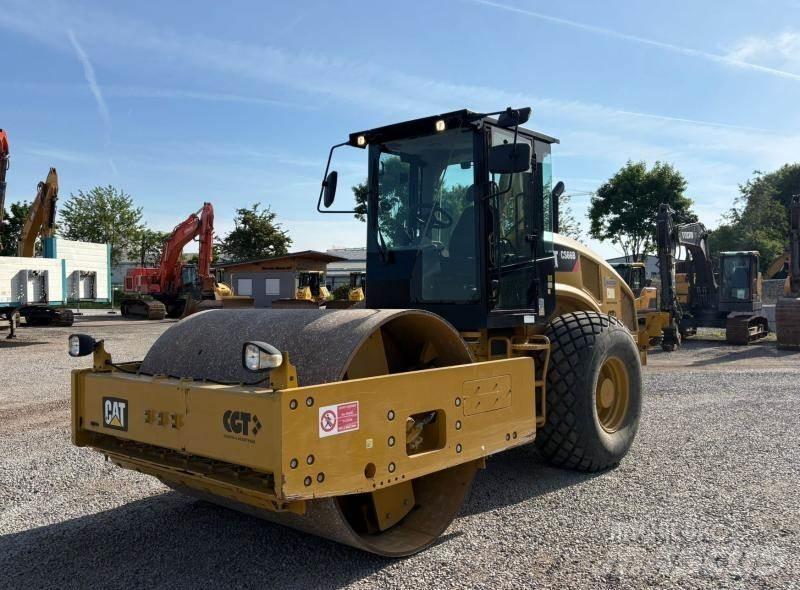 CAT CS66B ضاغطات التربة