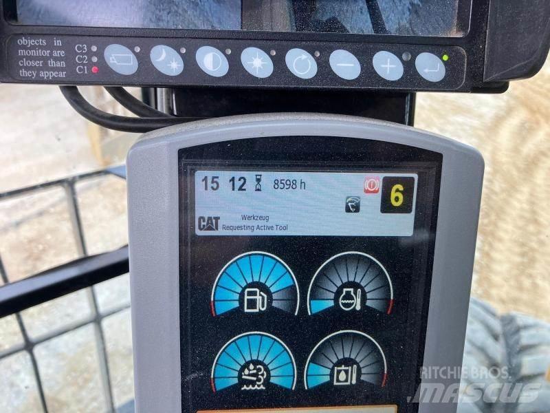 CAT M316F حفارات بعجل