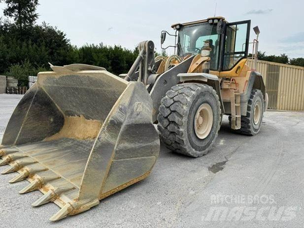 Volvo L180H لوادر بعجل