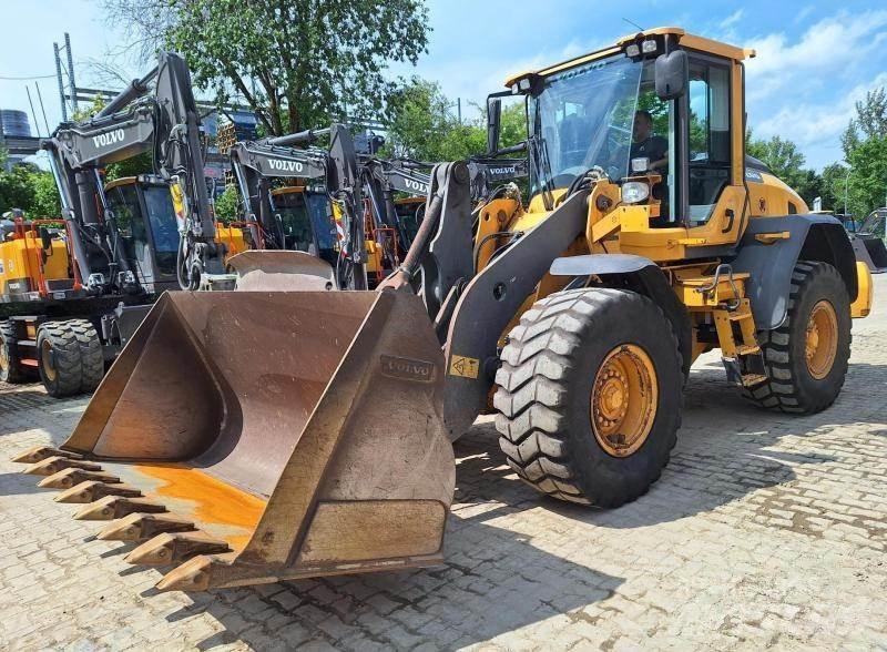 Volvo L90H لوادر بعجل