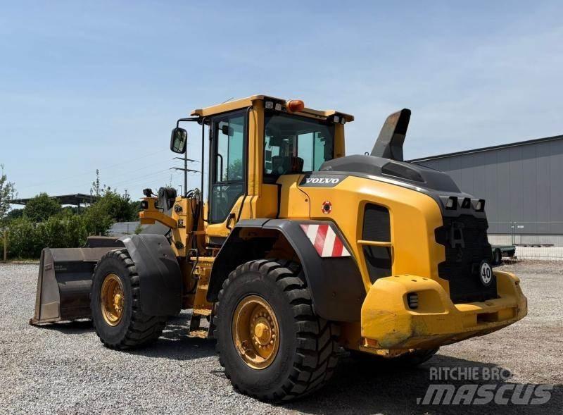 Volvo L90H لوادر بعجل