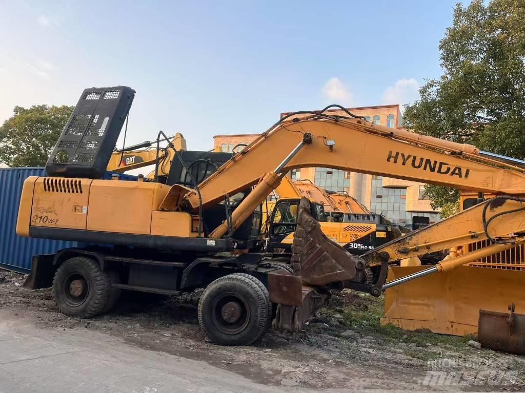 Hyundai R210W-7 حفارات بعجل