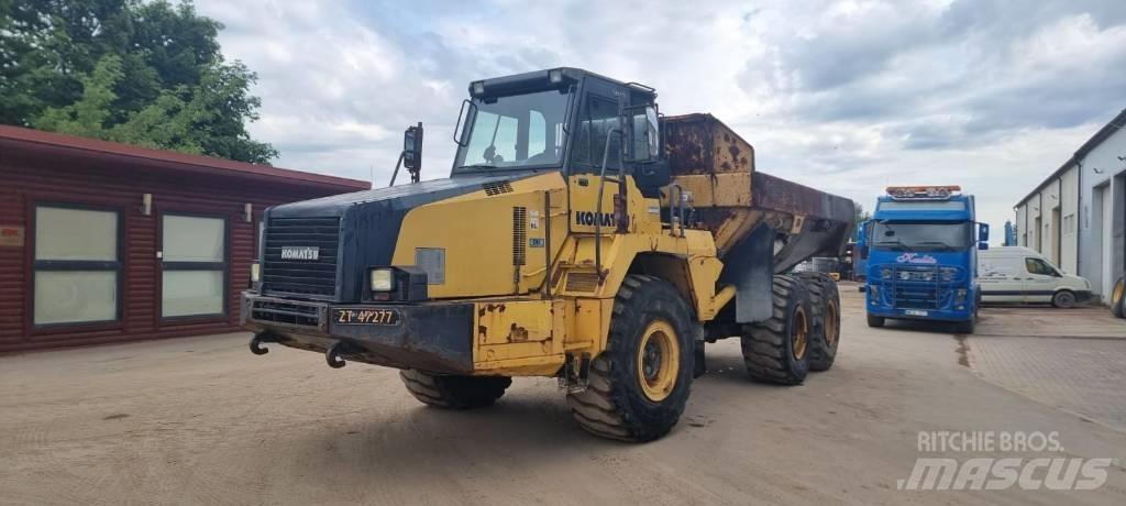 Komatsu HM 300-2 ساحبات مفصلية