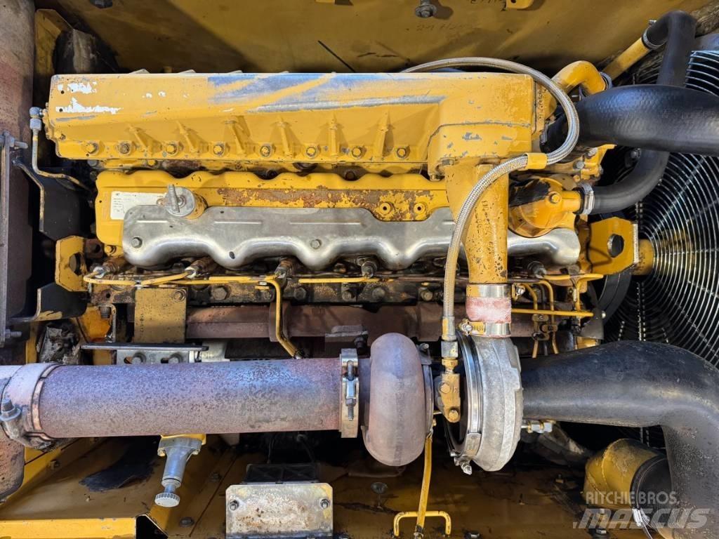 CAT 330 B L LR حفارات طويلة الذراع
