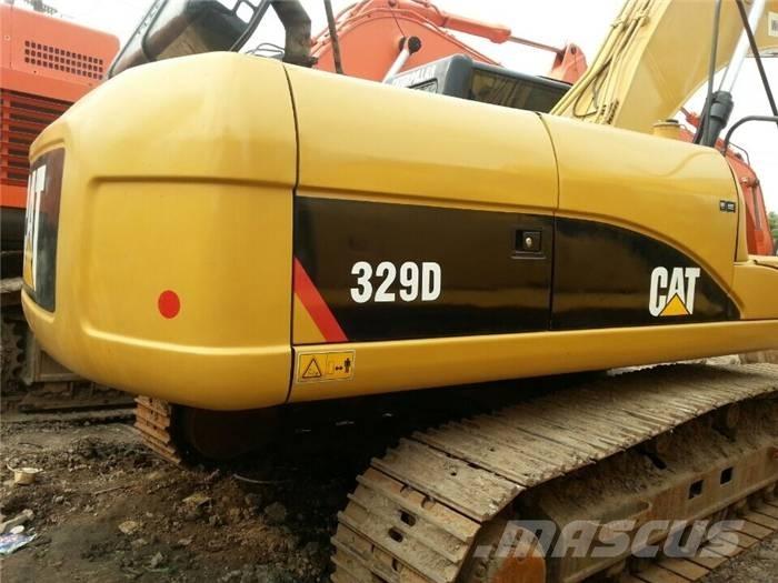CAT 329 D L حفارات زحافة