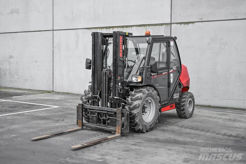Manitou MC 25-4 شاحنات الديزل