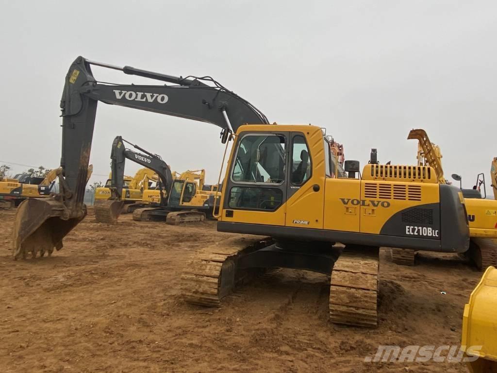 Volvo EC210B حفارات زحافة