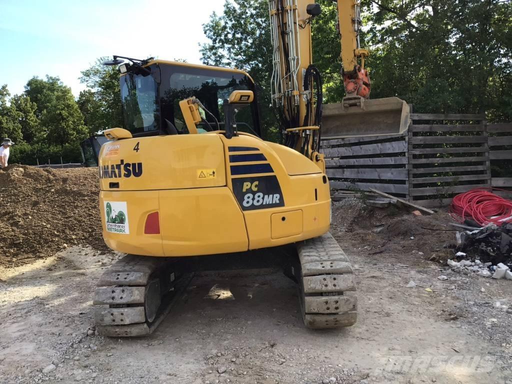 Komatsu PC 88 MR-10 حفارات وسط 7 طن - 12 طن