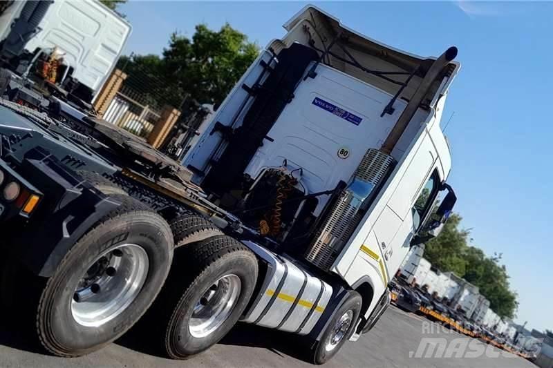 Volvo FH480 6X4 شاحنات أخرى