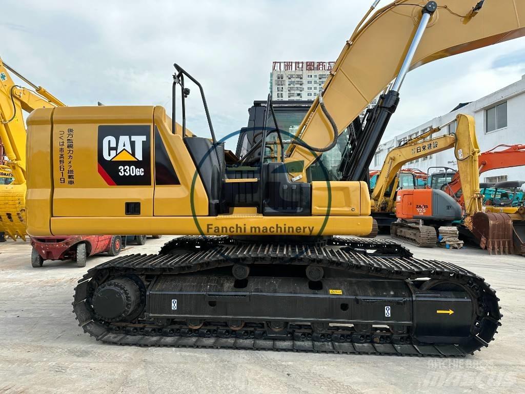 CAT 330 GC حفارات زحافة