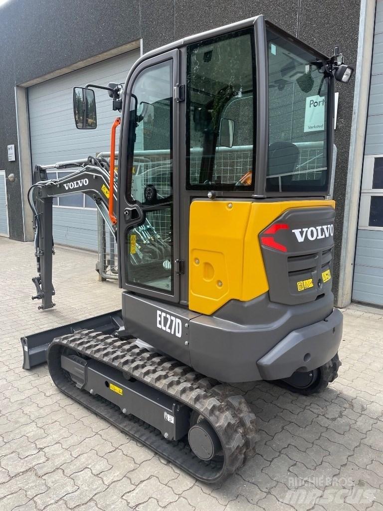 Volvo EC27D حفارات صغيرة أقل من 7 طن (حفارات صغيرة)