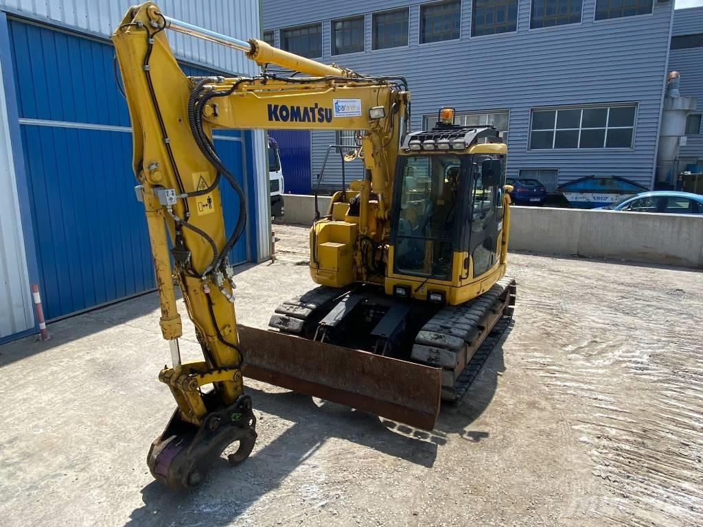 Komatsu PC 138 US-11 حفارات زحافة