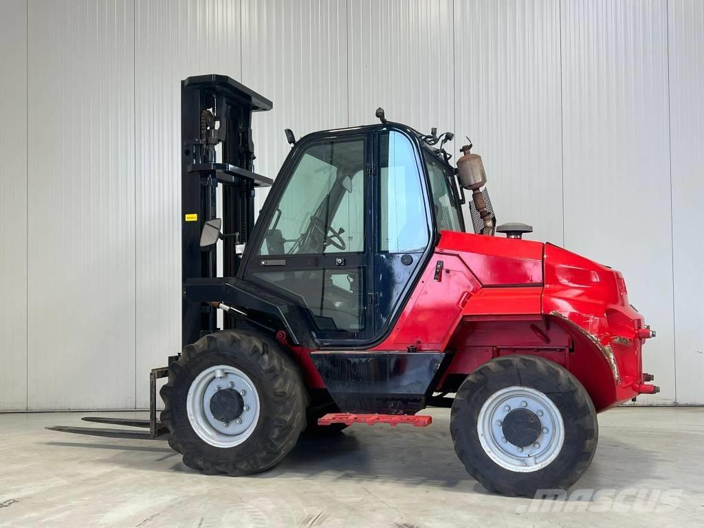 Manitou M30-4 شاحنات الطرق الوعرة
