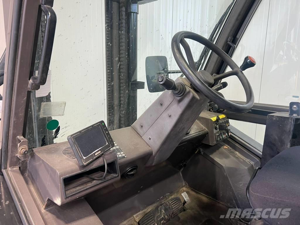 Manitou M30-4 شاحنات الطرق الوعرة