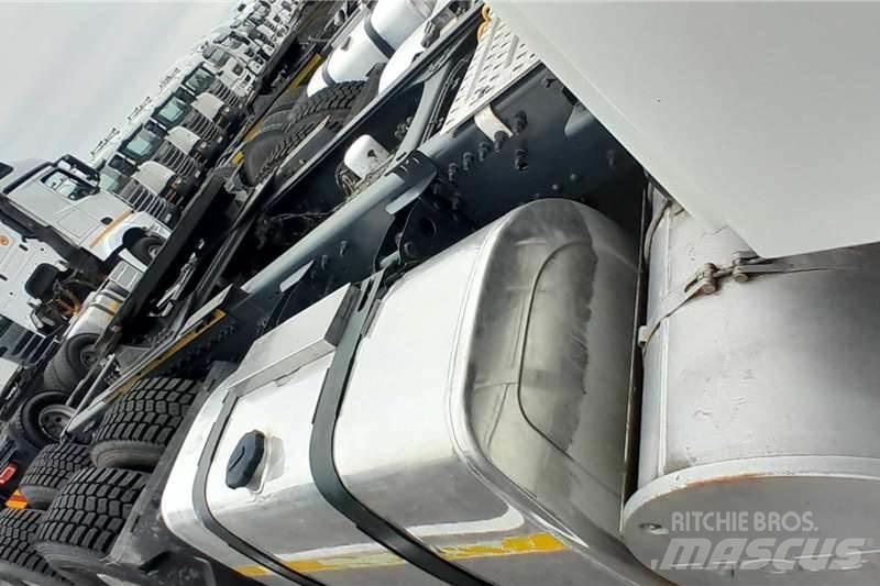 Volvo FH(4) 480 شاحنات أخرى