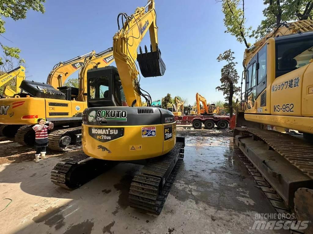 Komatsu PC 78 US حفارات زحافة