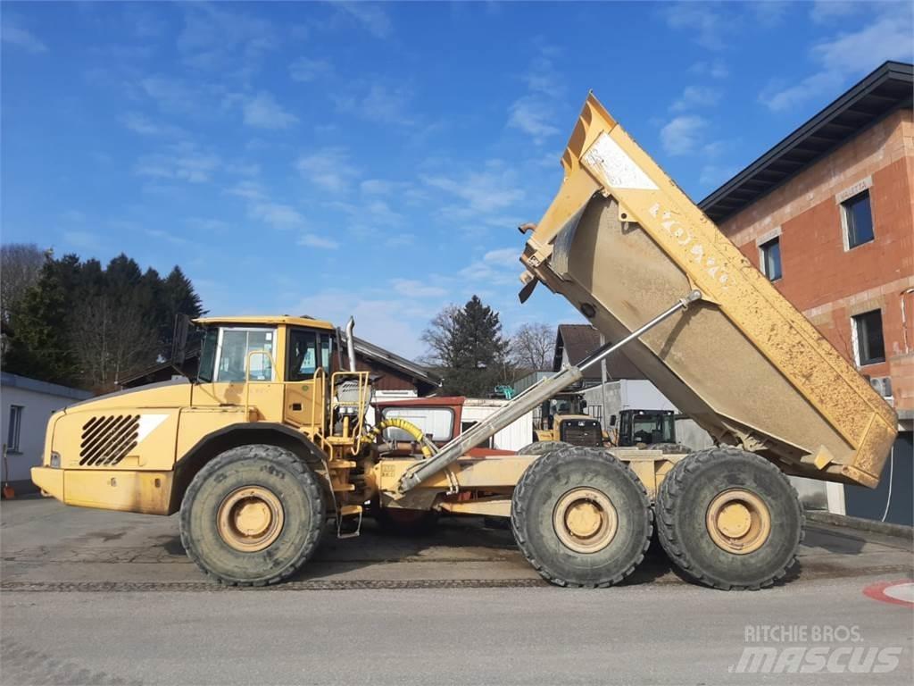 Volvo A40D ساحبات مفصلية