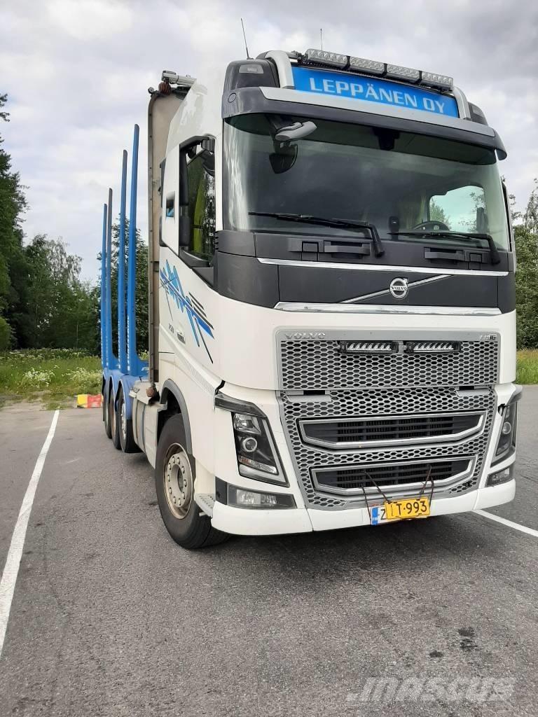 Volvo FH 16 شاحنات أشجار