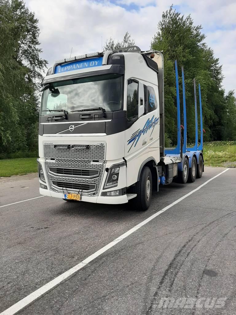 Volvo FH 16 شاحنات أشجار