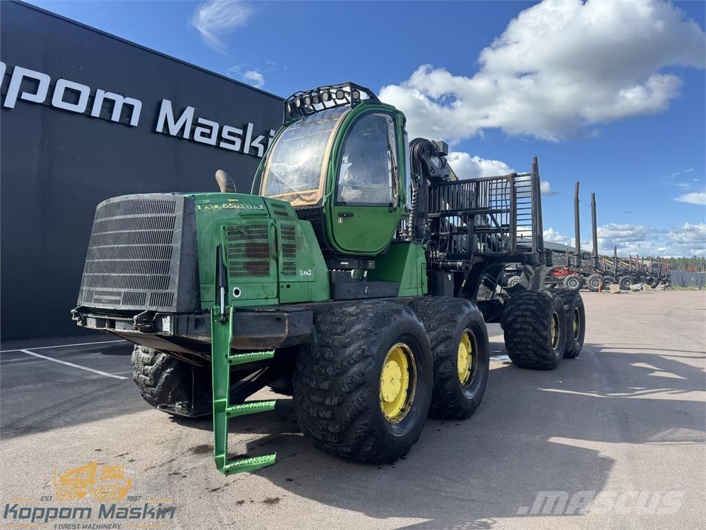 John Deere 1910E شاحنات