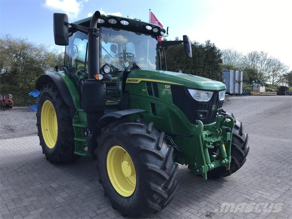 John Deere 6R 140 الجرارات