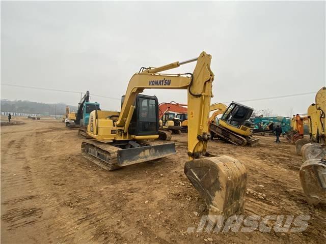 Komatsu pc70-8 حفارات زحافة