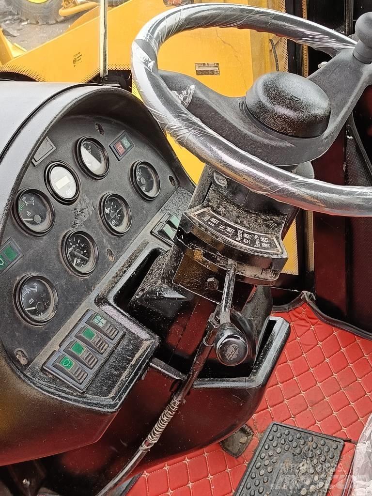 CAT 966 H لوادر بعجل