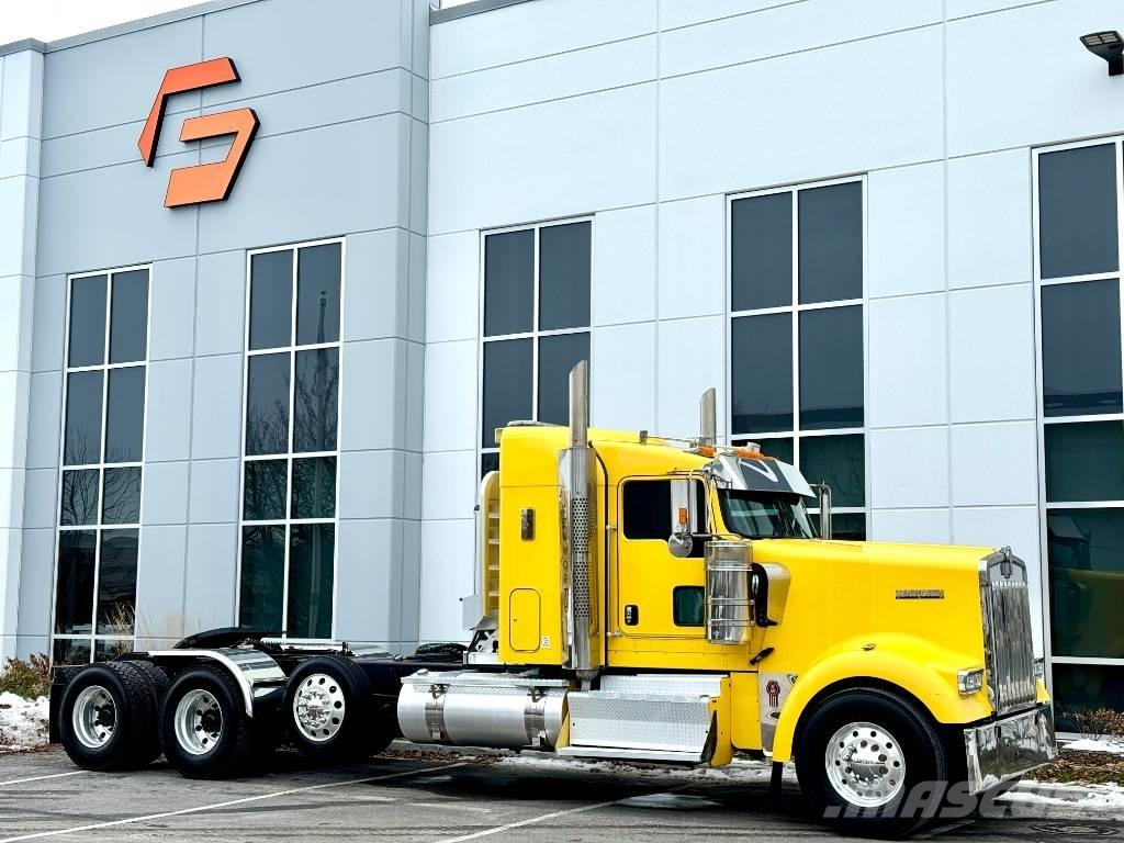 Kenworth W900 وحدات الجر