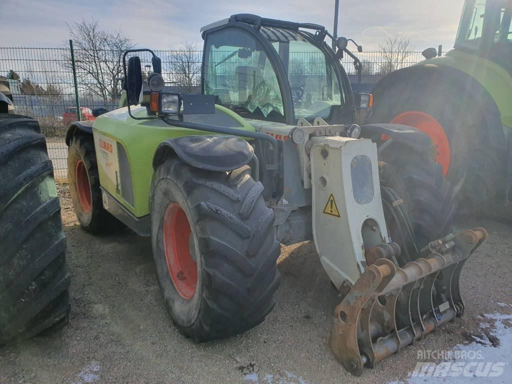 CLAAS Scorpion 7040 مناولات متداخلة