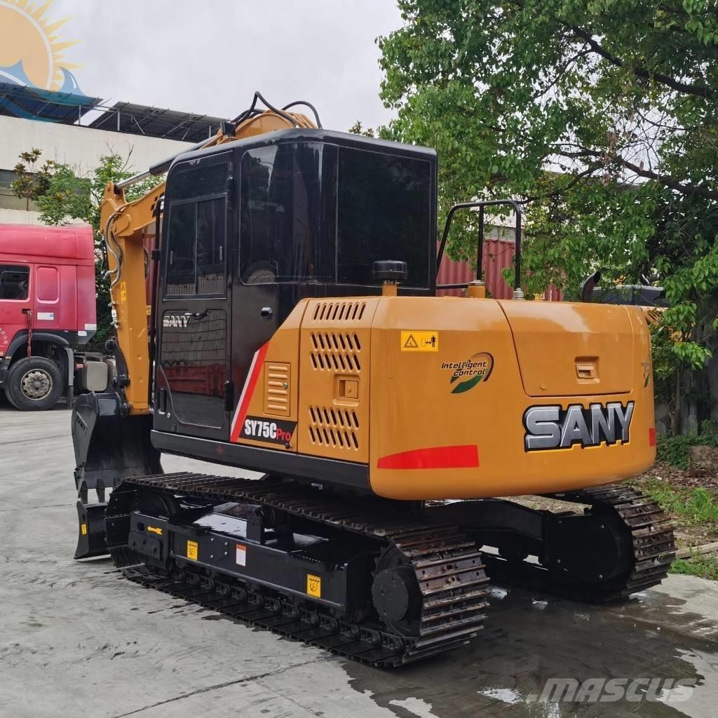Sany SY 75 C حفارات زحافة