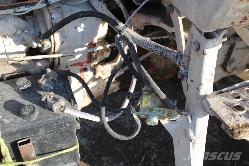 MTZ 80 الجرارات