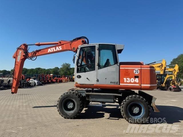 Atlas 1304 حفارات بعجل