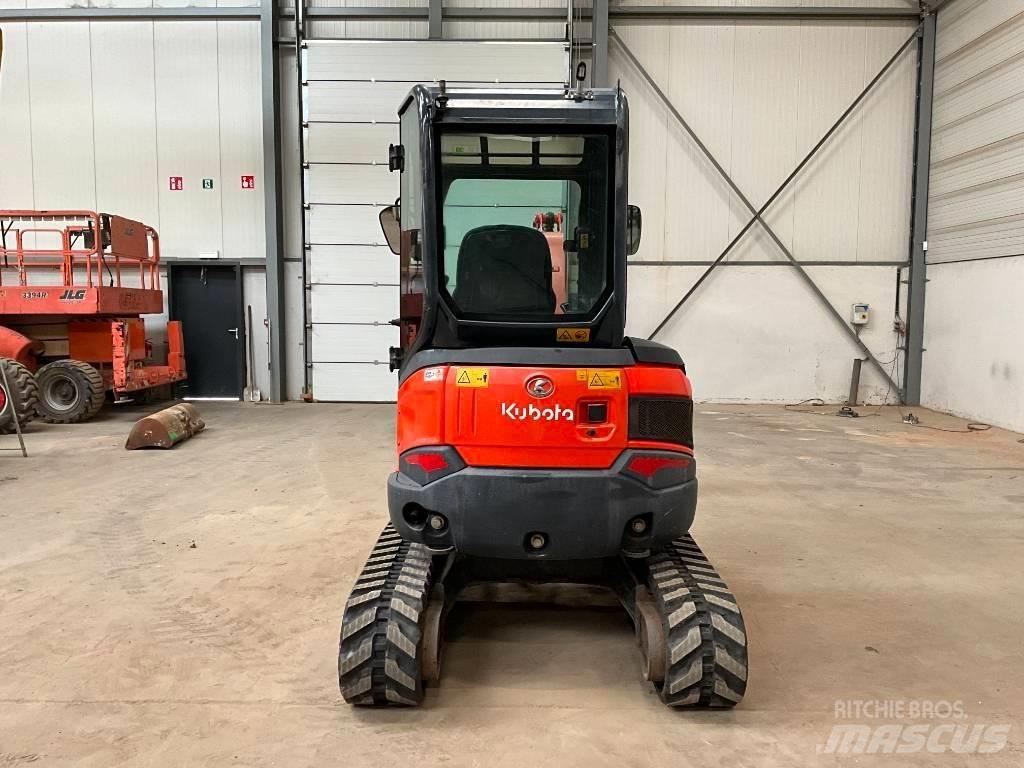 Kubota U 27-4 حفارات صغيرة أقل من 7 طن (حفارات صغيرة)