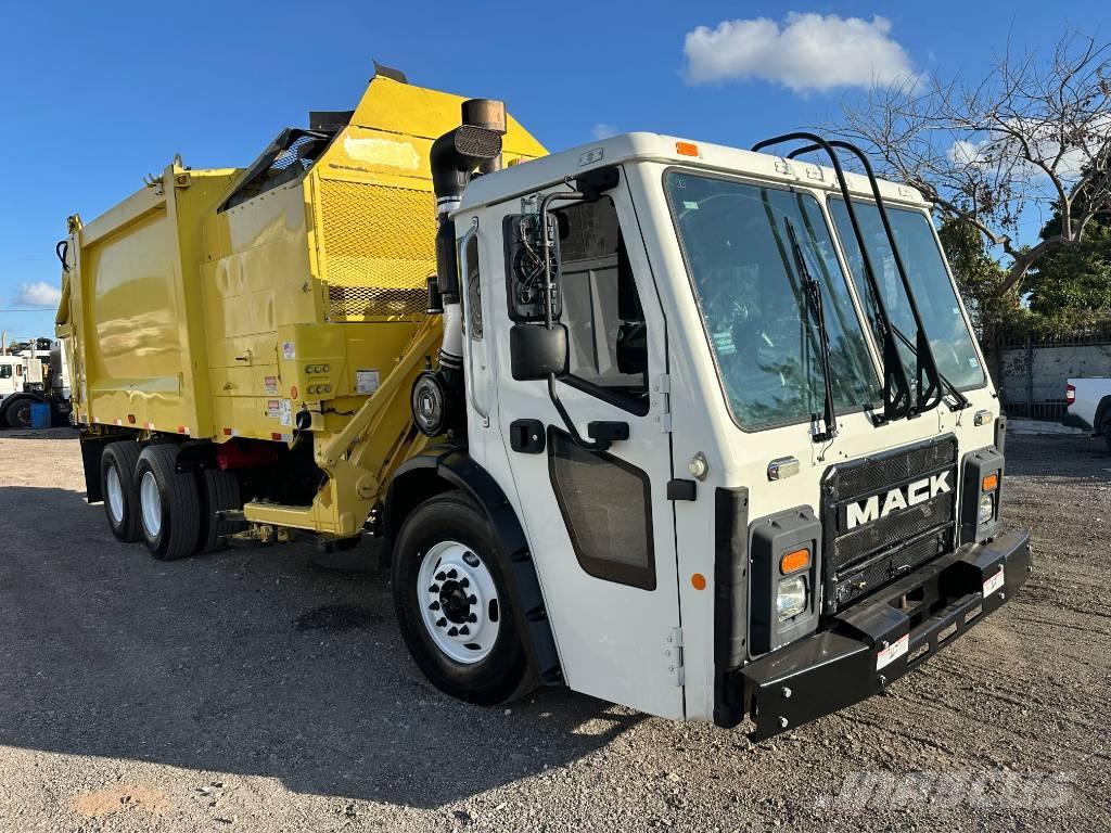 Mack LR 613 شاحنات المخلفات