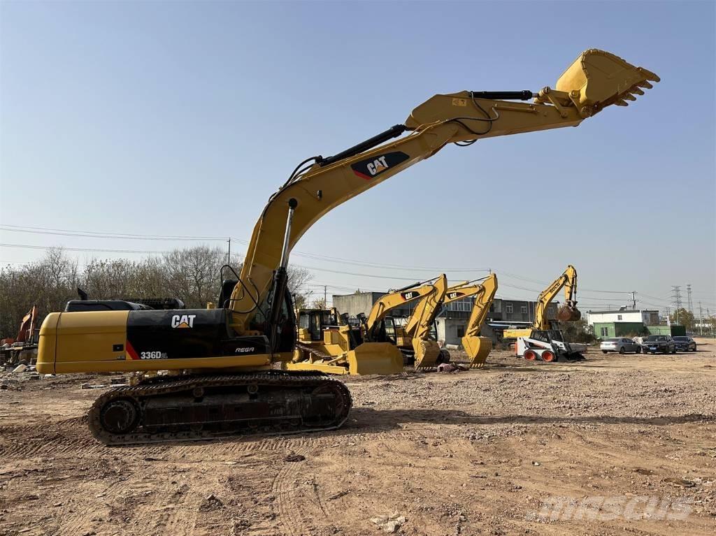 CAT 336 D L حفارات زحافة